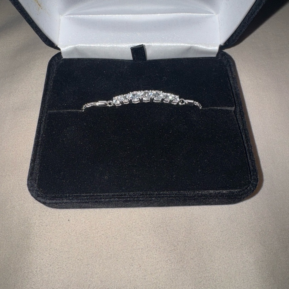 Kay Jewelers Bracelet with diamonds